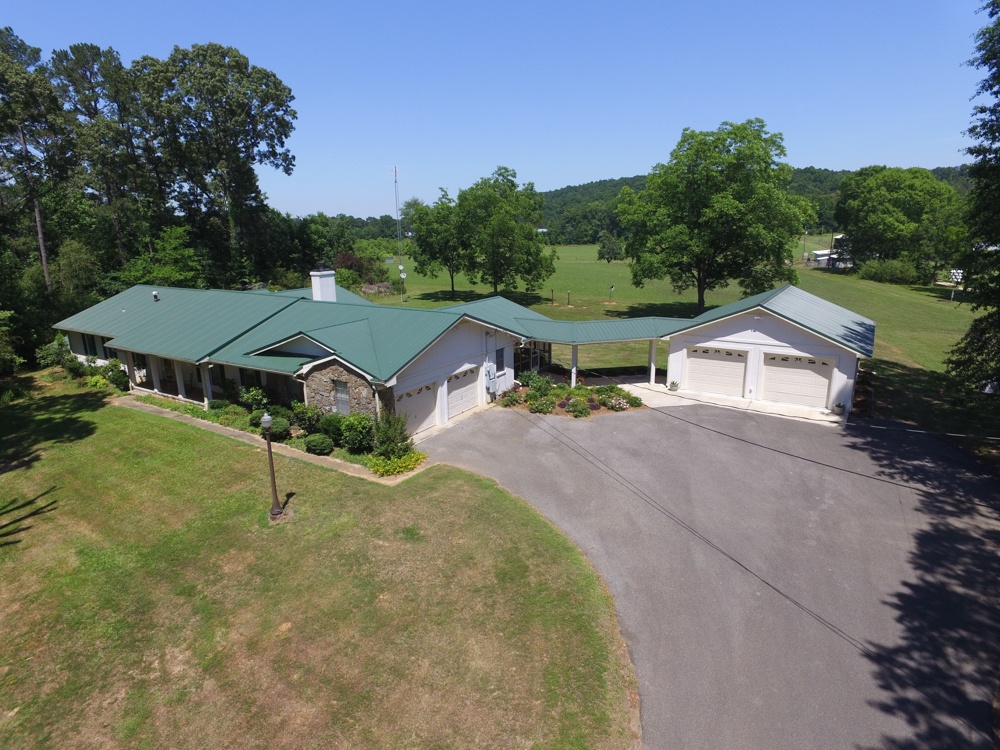 Sold! Valley Creek Farm 140 Acre Farm 3BR 2.5BA Ranch Home